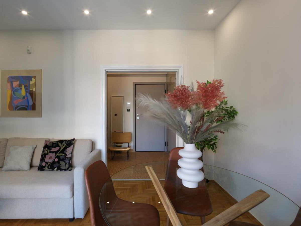 Metro Fix Apartment Athen Eksteriør billede