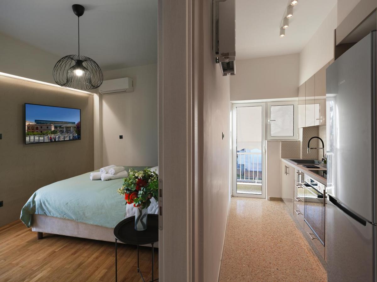 Metro Fix Apartment Athen Eksteriør billede